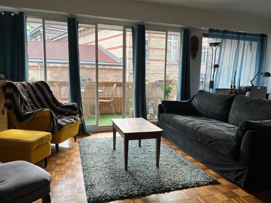 Grand Appartement Avec Balcon Et Parking Gratuit Sur Place Párizs Kültér fotó